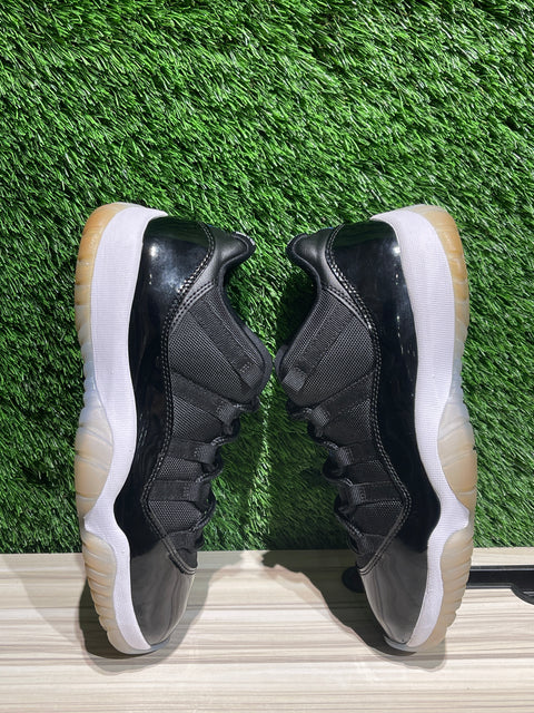 Jordan 11 Retro Low Space Jam Sz 9