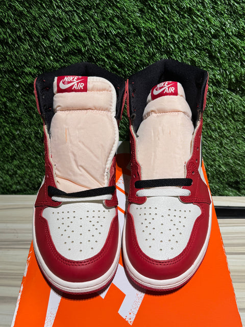 Jordan 1 Retro High OG Chicago Lost and Found Sz 8M