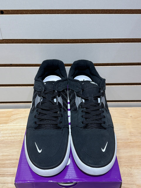 Nike SB Ishod Wair Black Dark Grey Sz 10.5