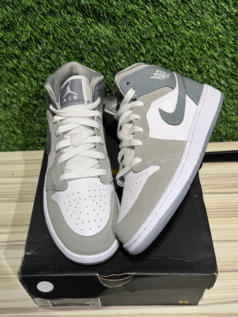 Jordan 1 Mid White Medium Cool Grey (GS) Sz 7Y