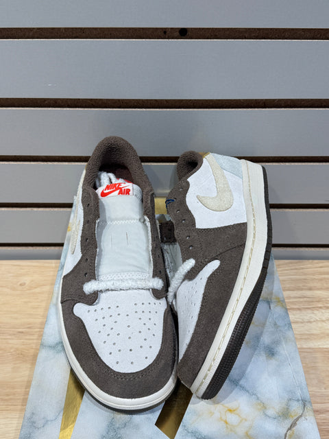 Jordan 1 Retro Low OG Year of the Rabbit Sz 10