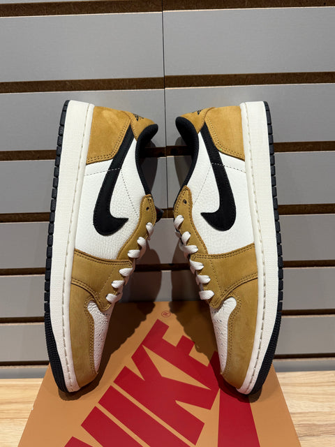 Jordan 1 Low OG Rookie of the Year Sz 9.5