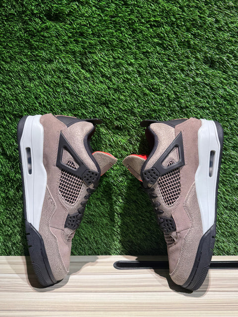 Jordan 4 Retro Taupe Haze Sz 9.5M