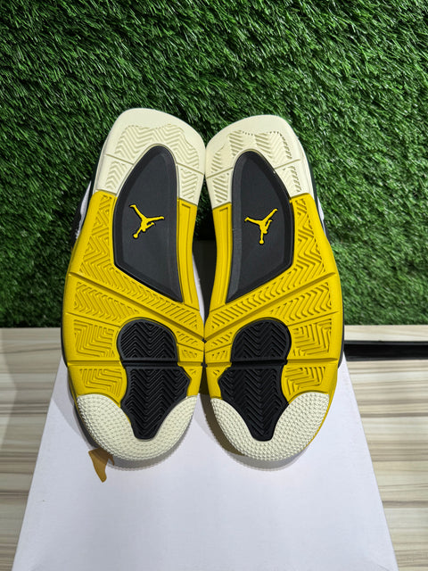 Jordan 4 Retro Vivid Sulfur (Women's) Sz 7W/5.5M