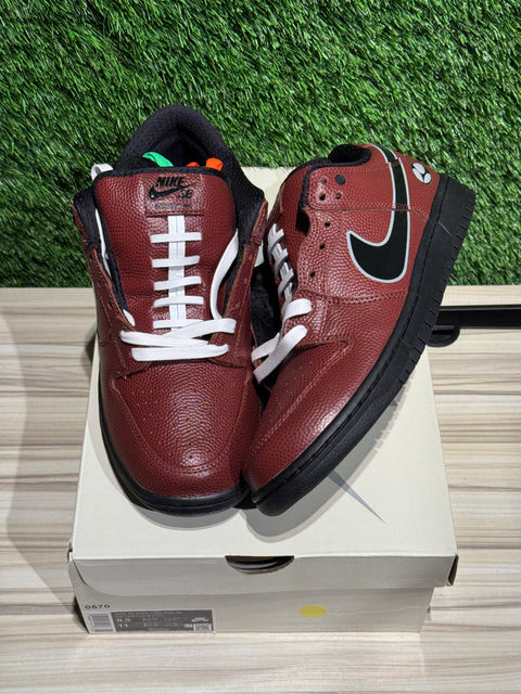 Nike SB Dunk Low Limosine Skateboards Sz 9.5M