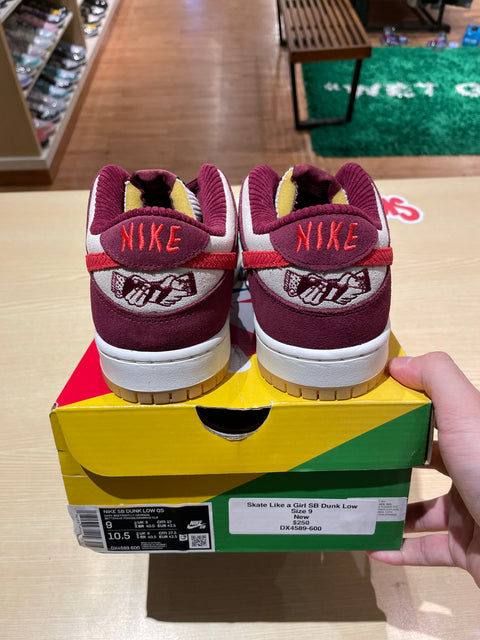 DS Skate Like a Girl SB Dunk Low Sz 9