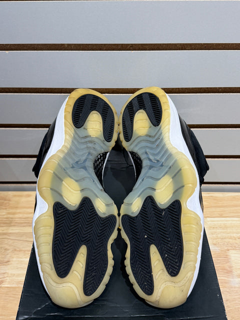 Jordan 11 Retro Low Barons Sz 12