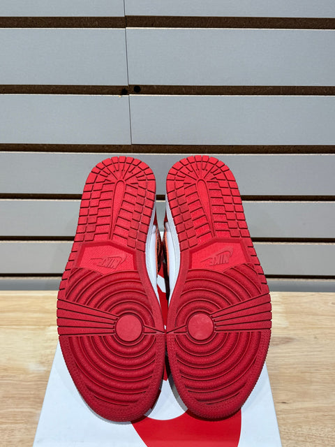 Jordan 1 Retro High OG Heritage Sz 7