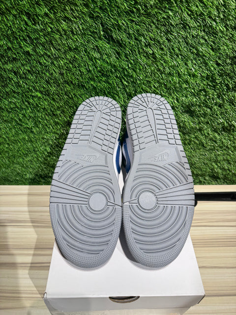 Jordan 1 Low Stealth French Blue (Women's) Sz 8.5M