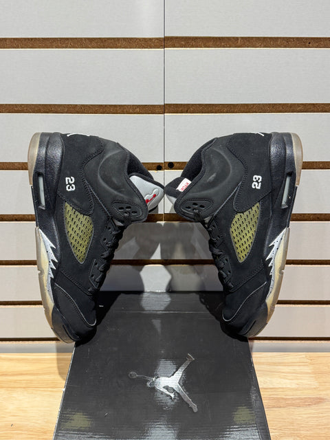 2011 Air Jordan 5 Retro Metallic Sz 6.5Y