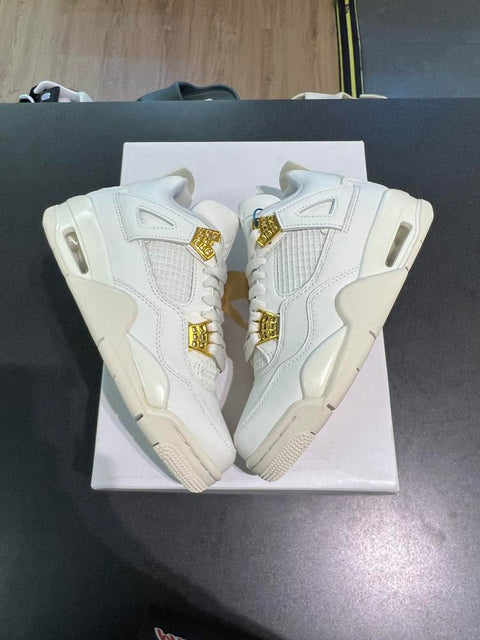 Jordan 4 Retro Metallic Gold (Women's) Sz 5.5W