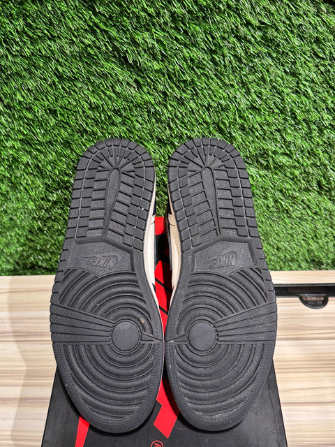 Jordan 1 Retro High OG Defiant SB LA to Chicago Sz 8M