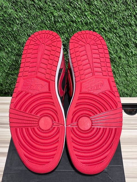 Jordan 1 Low Reverse Bred Sz 11.5