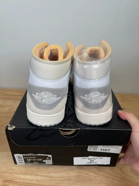 Jordan 1 Mid SE Craft Inside Out White Grey