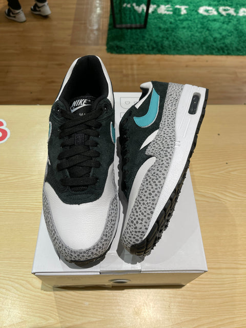 Nike Air Max 1 iD