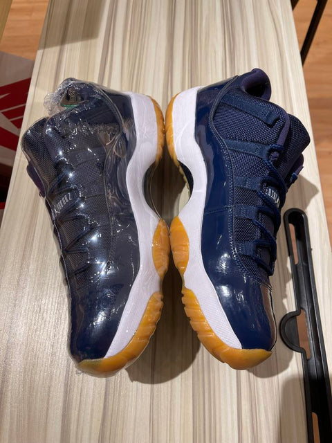 Jordan 11 Retro Low Midnight Navy Sz 12