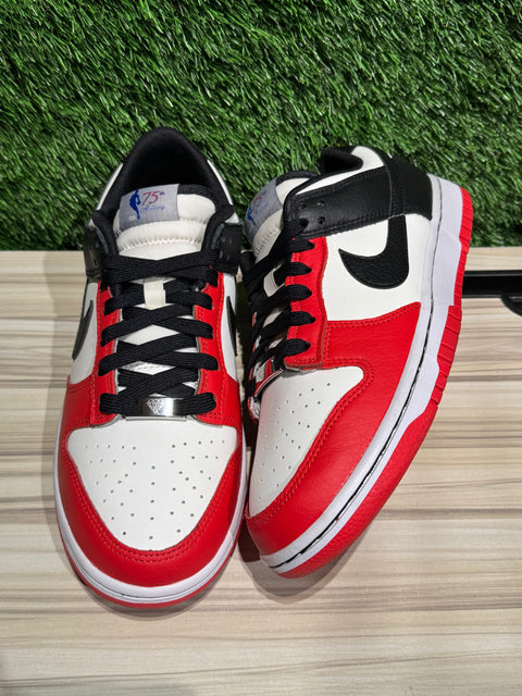 Nike Dunk Low EMB NBA 75th Anniversary Chicago Sz 8M