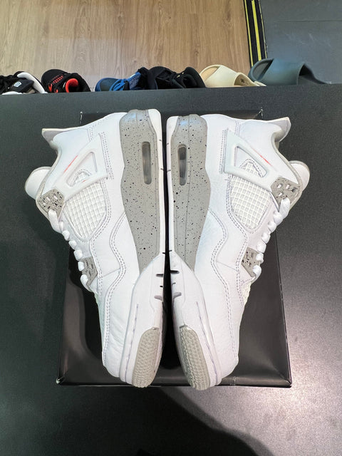 Jordan 4 Retro White Oreo (2021)