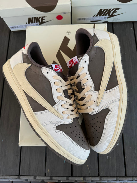 Jordan 1 Retro Low OG SP Travis Scott Reverse Mocha