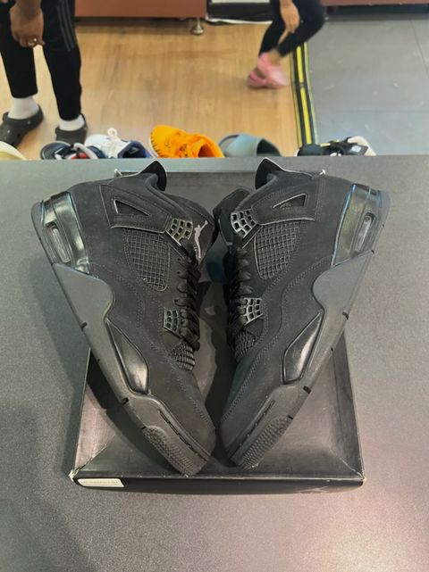 Jordan 4 Retro Black Cat (2020)