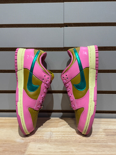 Nike Dunk Low QS Parris Goebel (Women's) Sz 7M