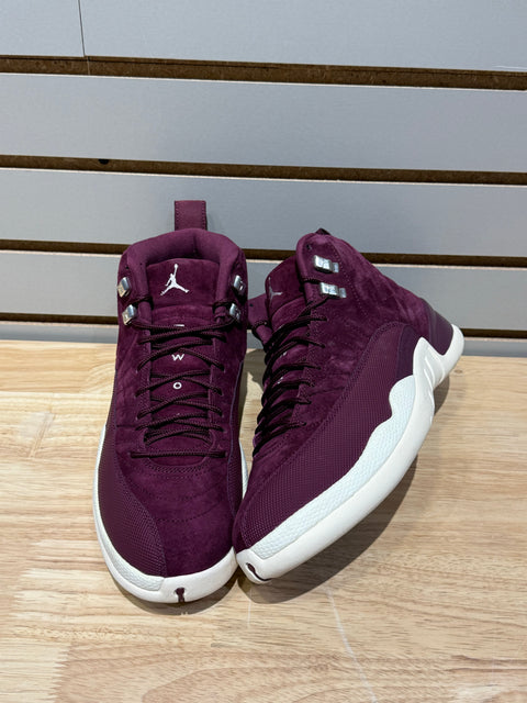 Jordan 12 Retro Bordeaux Sz 9.5