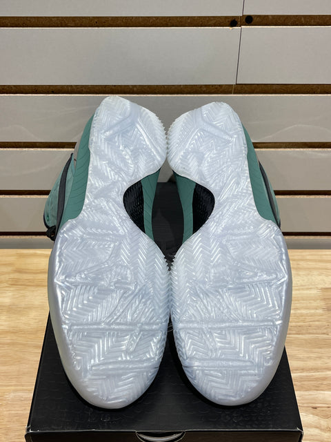 Nike Kobe 4 Protro Girl Dad Sz 9.5