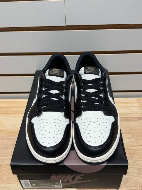 Jordan 1 Retro Low OG Mocha Sz 8