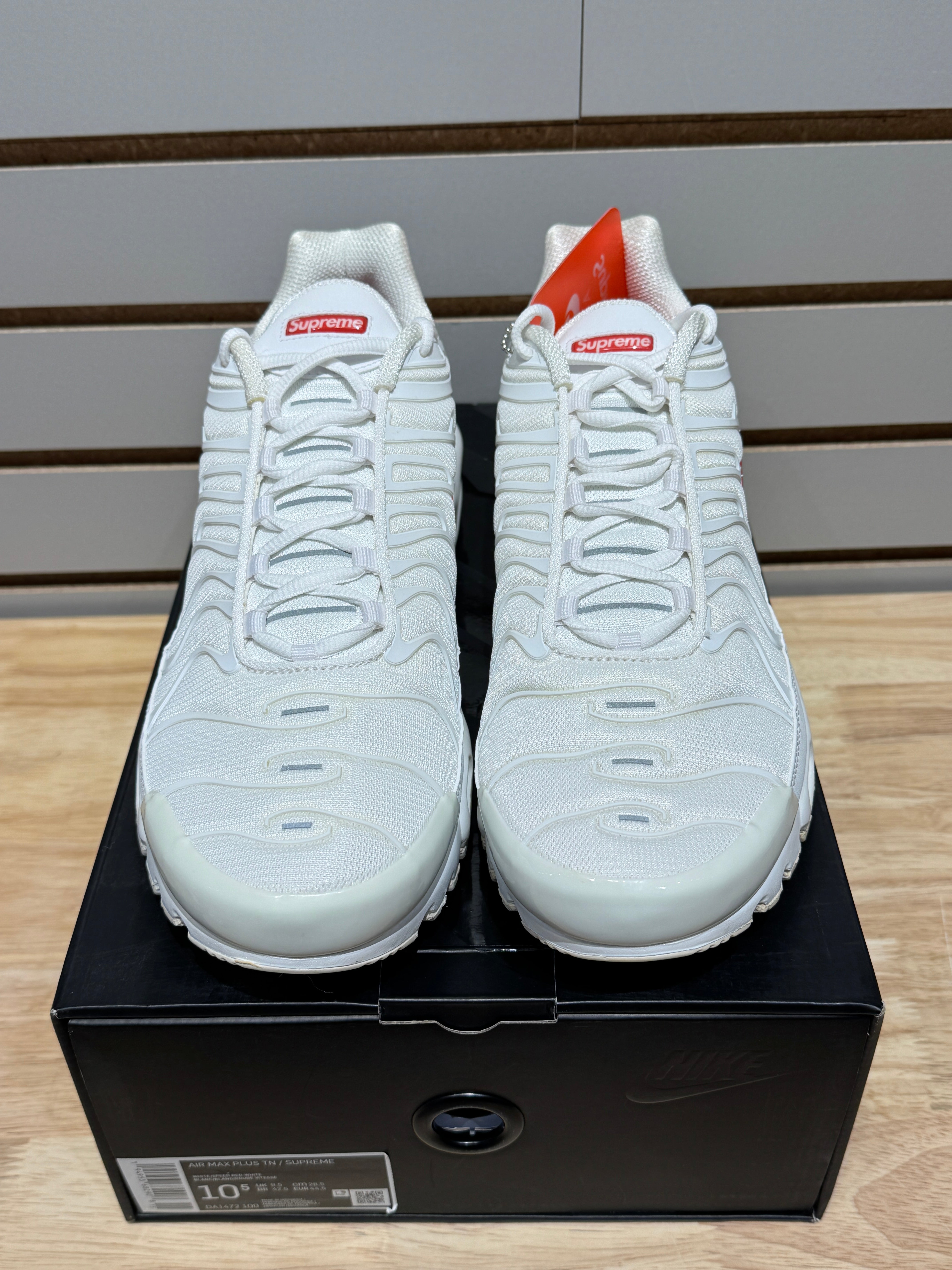 Nike Air Max ホワイト 10.5 Nike Air Max Plus Supreme White Sz 10.5 – Sneak City
