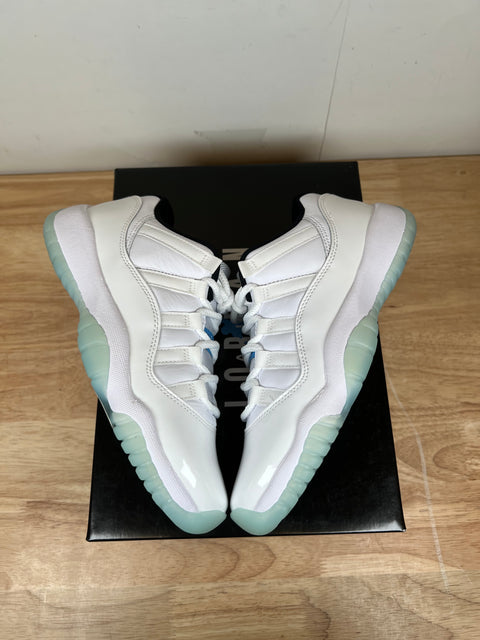 DS Legend Blue Jordan 11 Low Sz 5.5Y/7W