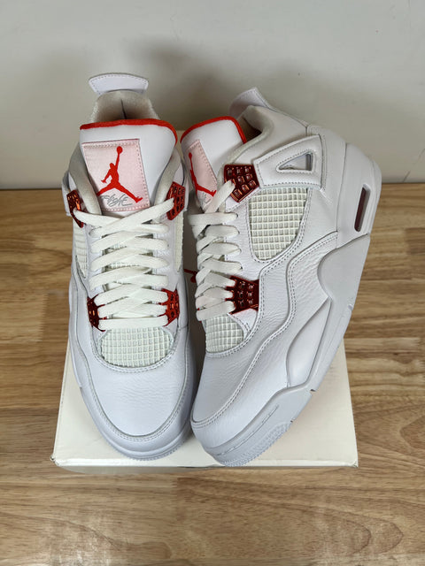 Jordan 4 Retro Metallic Orange