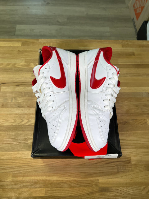 Jordan 1 Retro Low OG Black Toe (2023)