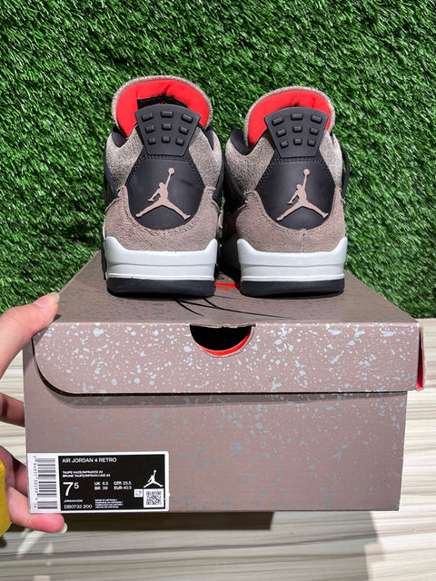 Jordan 4 Retro Taupe Haze Sz 7.5
