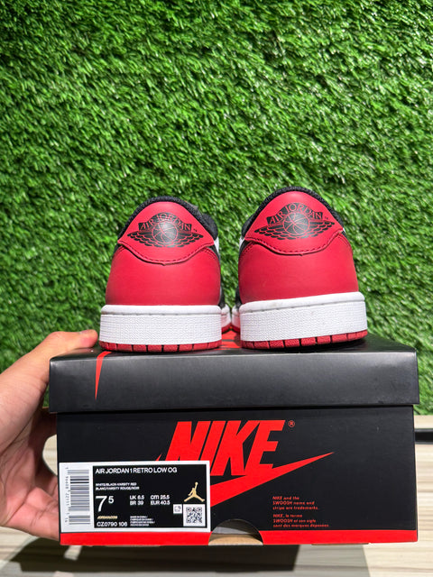 Jordan 1 Retro Low OG Black Toe (2023) Sz 7.5M