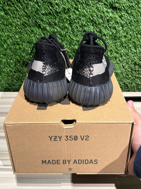 adidas Yeezy Boost 350 V2 Core Black White Sz 9.5