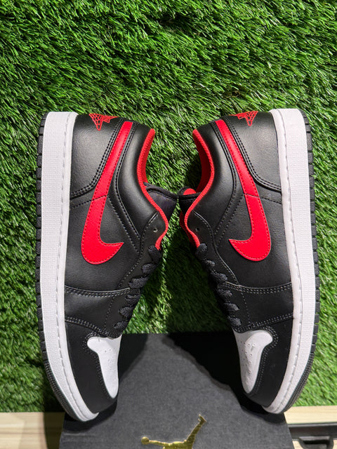 Jordan 1 Low White Toe Sz 8.5