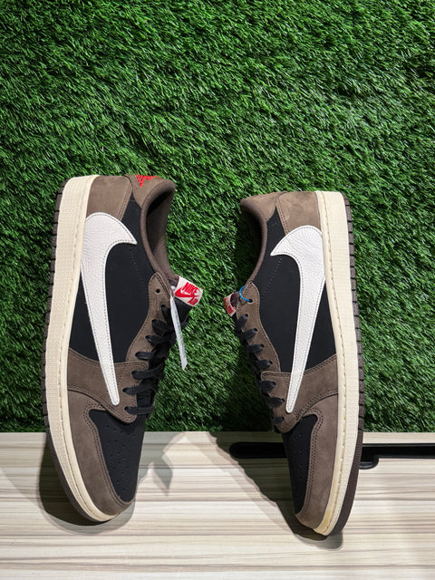 Jordan 1 Retro Low OG SP Travis Scott Mocha Sz 15M