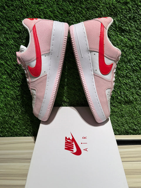 Nike Air Force 1 Low '07 QS Valentine's Day Love Letter Sz 8M