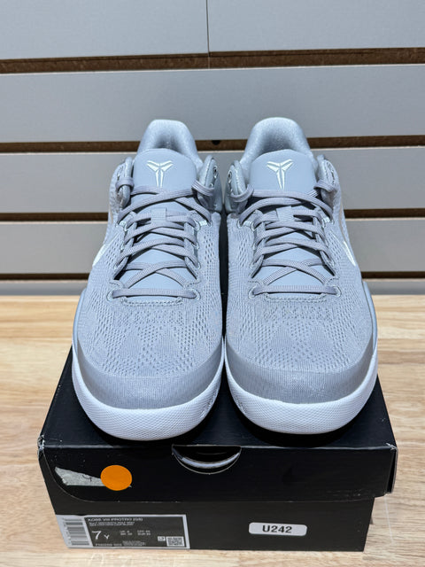 Nike Kobe 8 Wolf Grey (GS) Sz 7Y