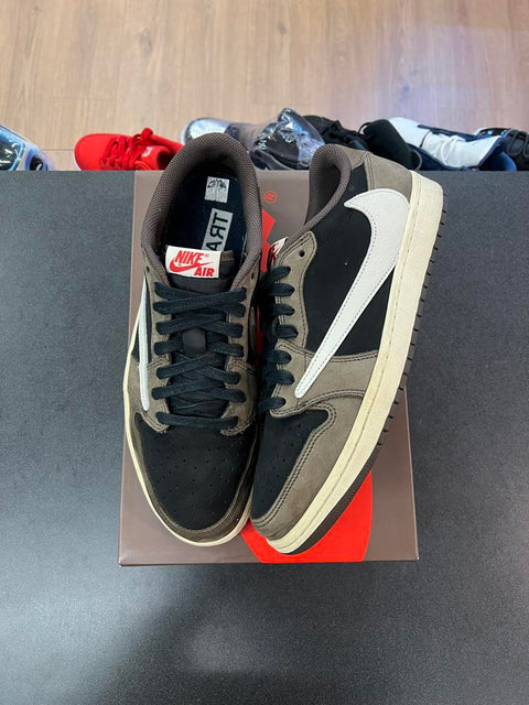 Jordan 1 Retro Low OG SP Travis Scott Mocha Sz 10