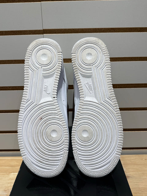 Air Force 1 Low Supreme White Sz 9.5