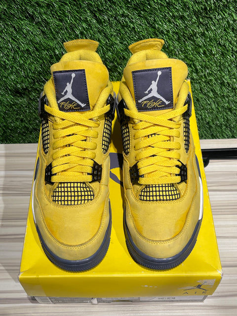 Jordan 4 Retro Lightning (2021) Sz 9M