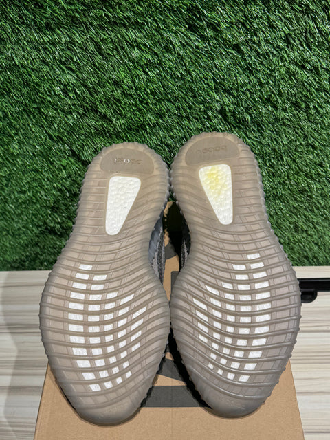 adidas Yeezy Boost 350 V2 Beluga Reflective Sz 9.5
