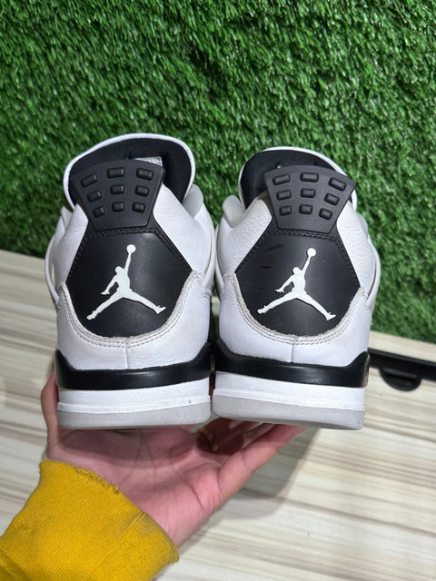 Jordan 4 Retro Military Black Sz 10.5M
