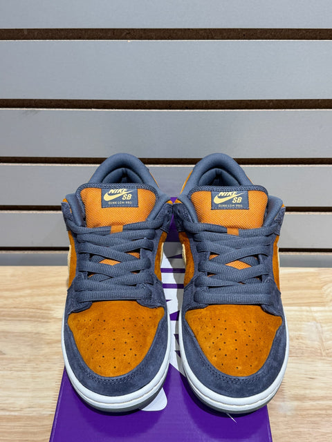 Nike SB Dunk Low Light Carbon Monarch Sz 7