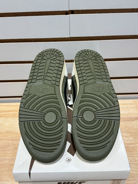 Jordan 1 Retro Low OG SP Travis Scott Medium Olive Sz 9.5