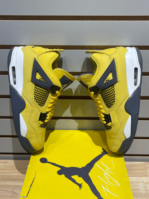 Jordan 4 Retro Lightning (2021) Sz 9.5