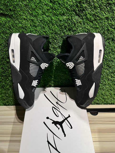 Jordan 4 Retro White Thunder Sz 11M