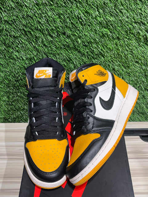Jordan 1 Retro High OG Taxi (GS) Sz 5.5Y