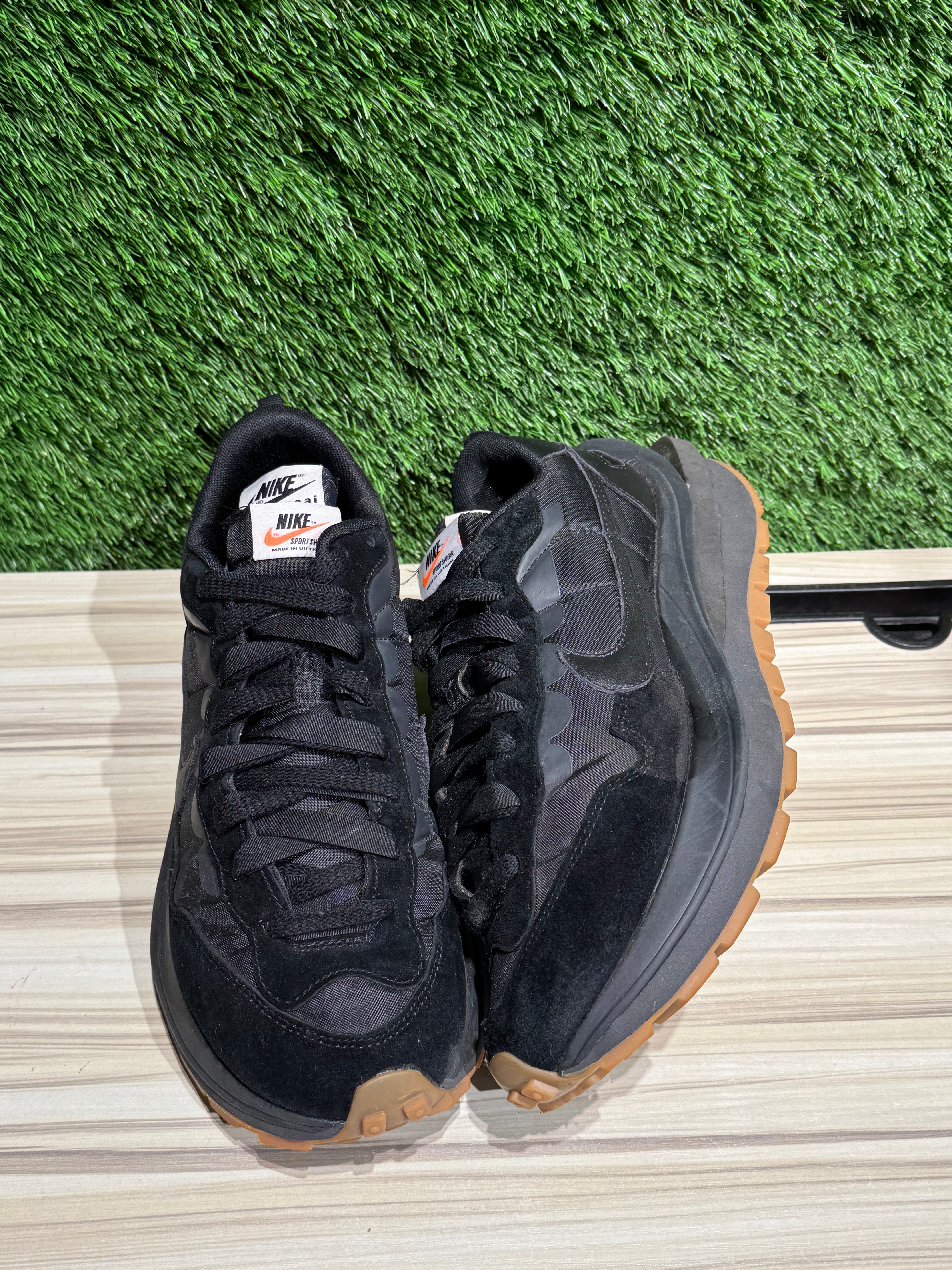 Nike Vaporwaffle sacai Black Gum Sz 10.5M – Sneak City